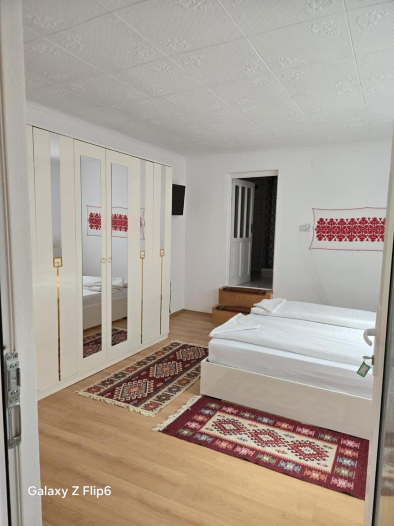 Bed and Breakfast Rozsa Panzio Риметя Экстерьер фото